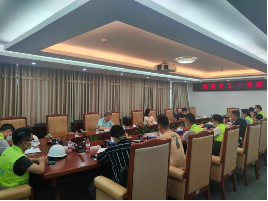 佳保为深圳市某街道进行小散工程安全巡查